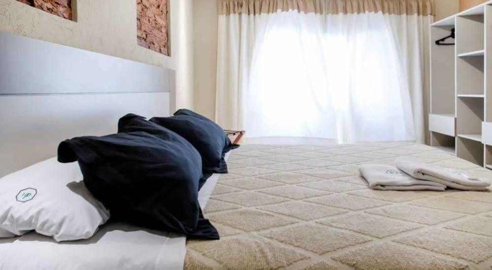 Hotel Parada بوينس آيرس المظهر الخارجي الصورة